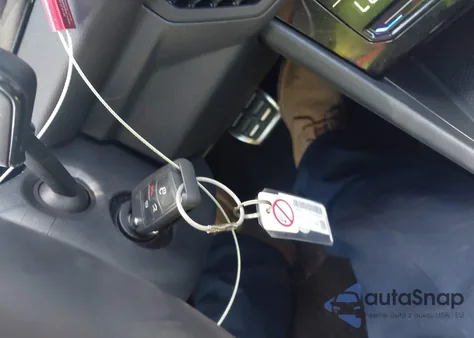 2025 Volkswagen Jetta 1.5T Sport из США, поврежденный, VIN 3VWBX7BU0SM032084